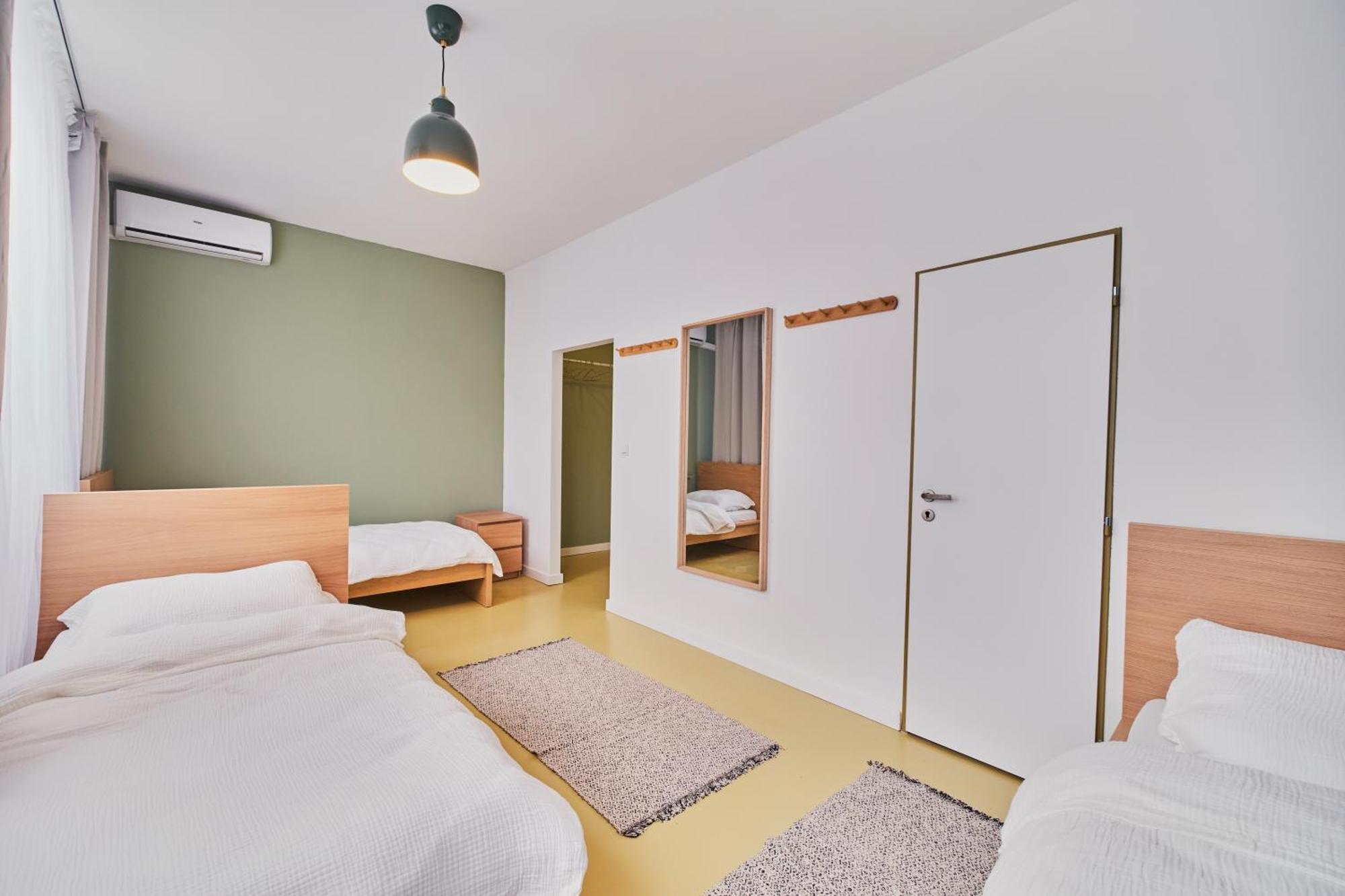 Hostel Prazacka Prague Exterior photo